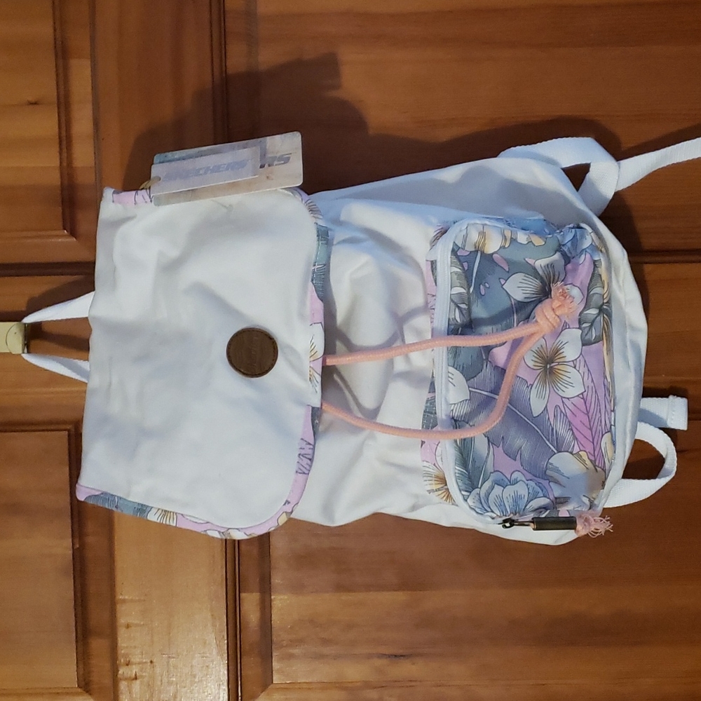 Skechers backpack NWT